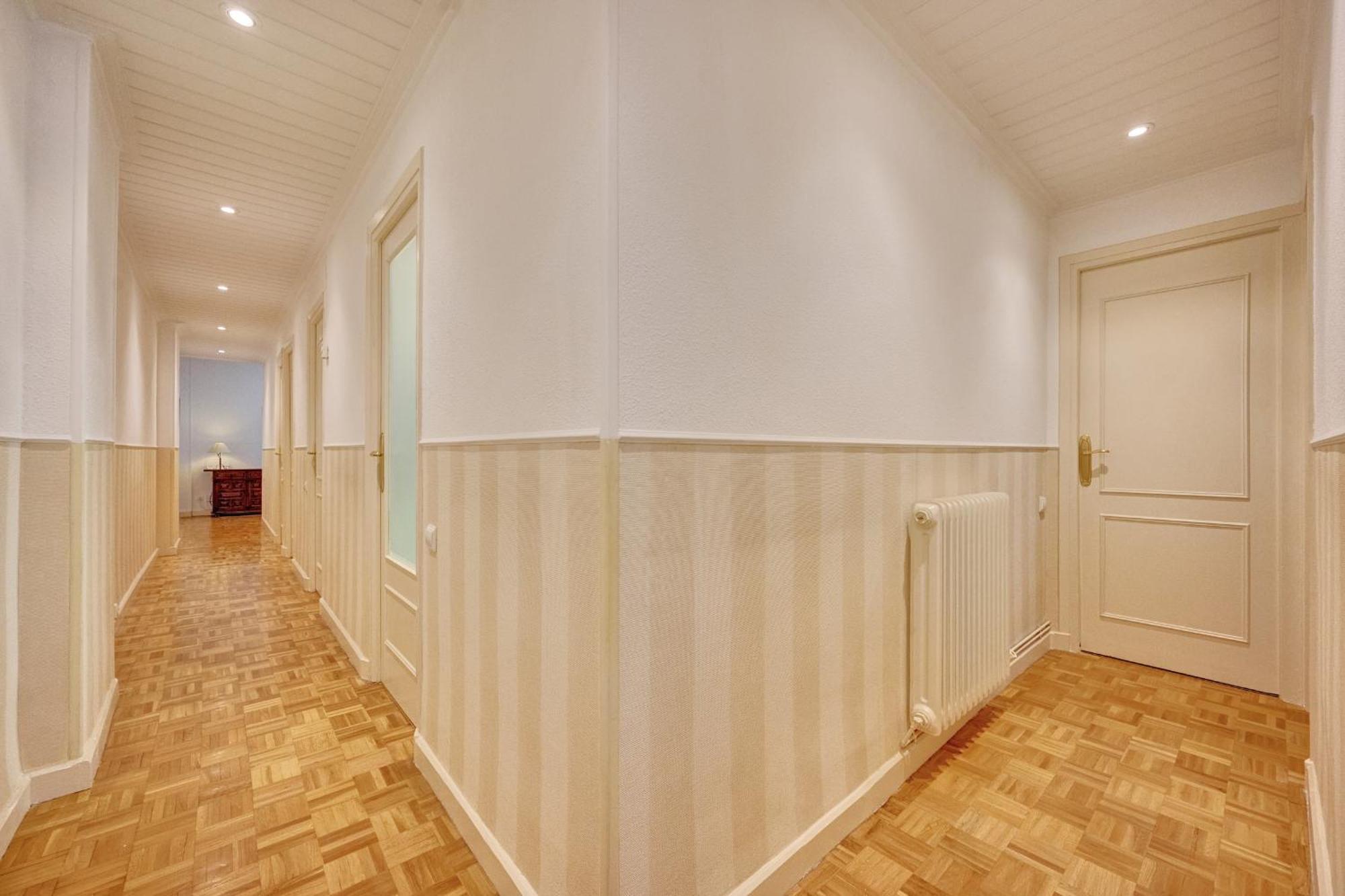 Apartamento Tempranillo Logrono By Clabao Bagian luar foto