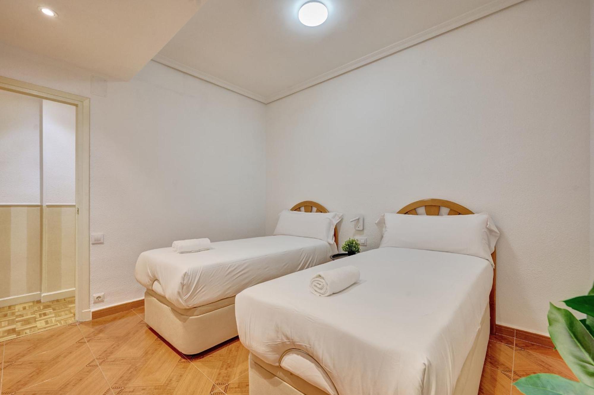 Apartamento Tempranillo Logrono By Clabao Bagian luar foto