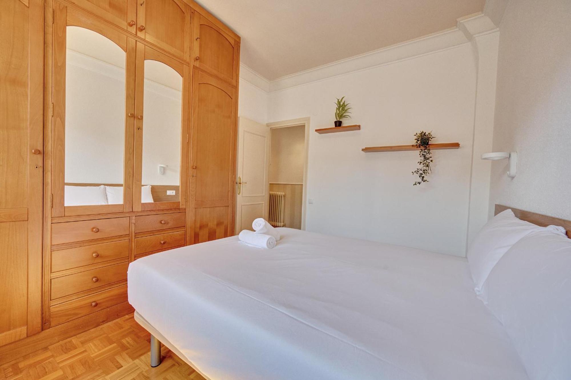 Apartamento Tempranillo Logrono By Clabao Bagian luar foto