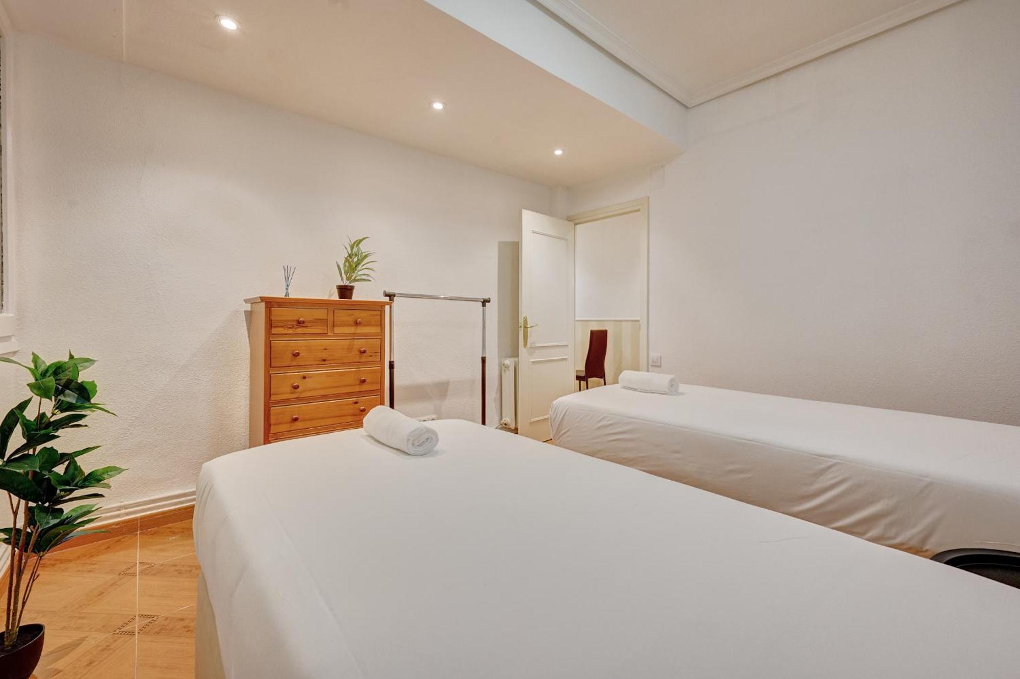 Apartamento Tempranillo Logrono By Clabao Bagian luar foto